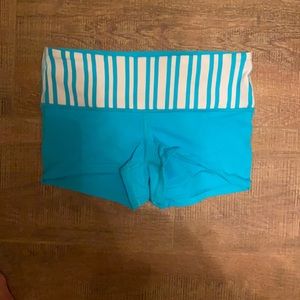 Lululemon spandex shorts sz 2